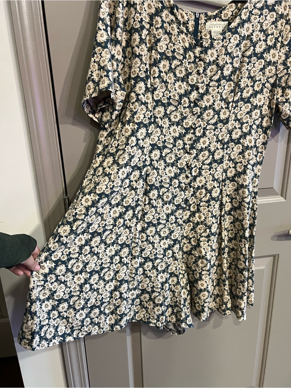 Compagnie Internationale Express Teal Floral Romper with Cream Daisy Print - Picture 5 of 9